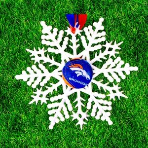 Denver BRONCOS Football Handmade Snowflake *NEW*
